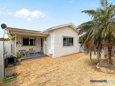 216 Holbeck Street, Doubleview WA 6018