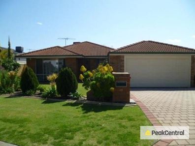 17 Derwent Crescent, Success WA 6164