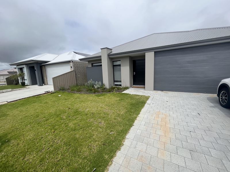 20 Atkins Road, Dalyellup WA 6230