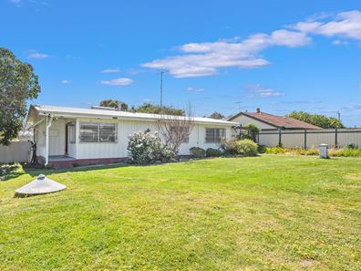 8 Yallan Street, Mandurah WA 6210