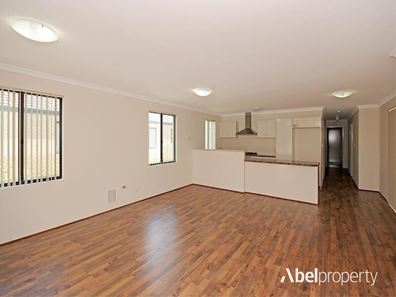 4/50 Queen Street, Bentley WA 6102