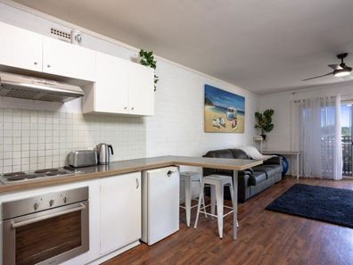 24/212 Hampden Road, Crawley WA 6009
