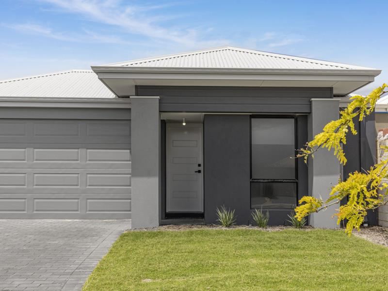 40 Kingfisher Road, Eglinton WA 6034