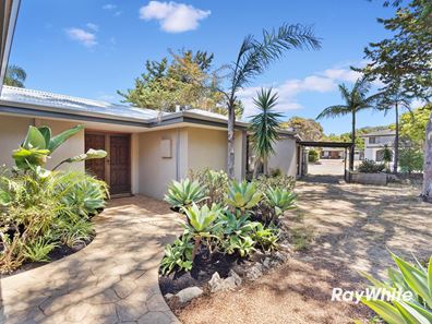 40 Tennyson Avenue, Halls Head WA 6210