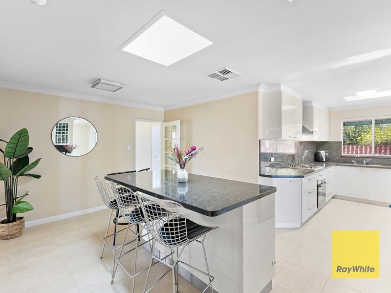 29 Orberry Place, Thornlie WA 6108