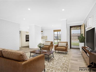 8/232 Willcock Drive, Mahomets Flats WA 6530