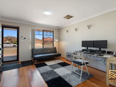 1/24 Grey Street, Cannington WA 6107