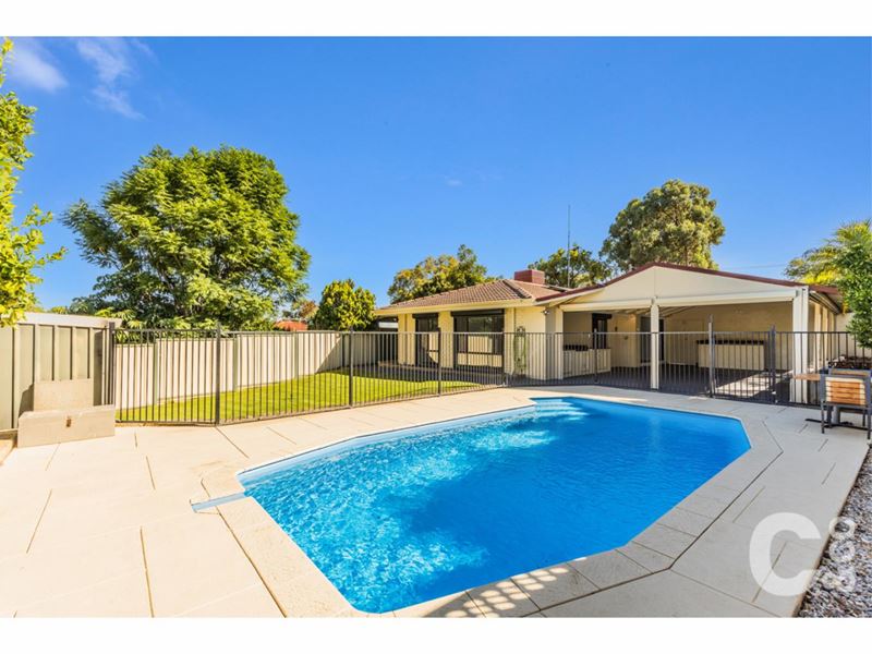 4 Patrick Vista, Parmelia WA 6167