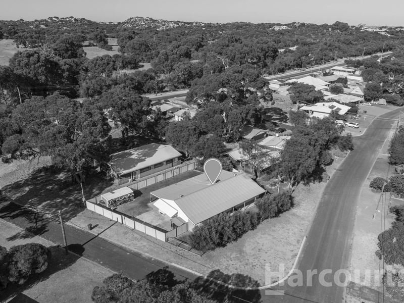 21 Fairway Terrace, Preston Beach