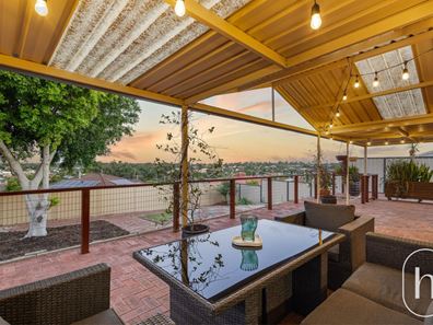 48 Emperor Avenue, Beldon WA 6027