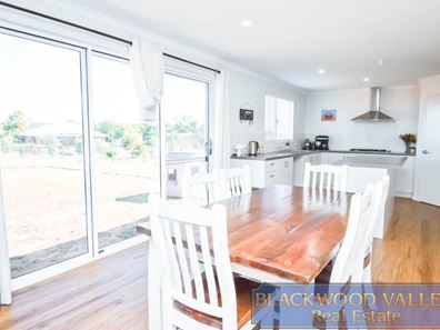 28 Balmoral Drive, Bridgetown WA 6255