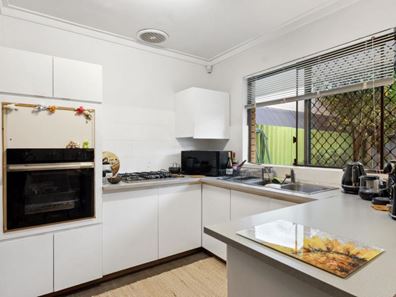 2 Brian Avenue, Yokine WA 6060