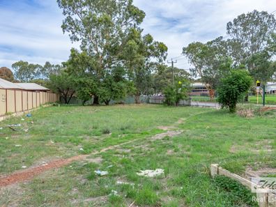 11 Clarke Street, Northam WA 6401