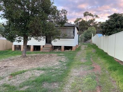 13 Stirling Terrace, Toodyay WA 6566