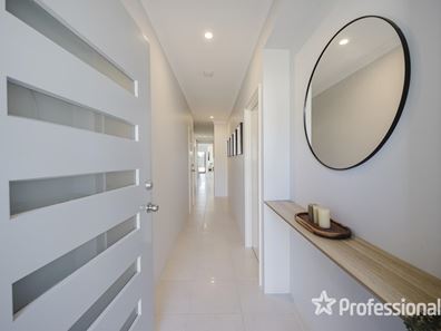 22 Crusader Road, Banksia Grove WA 6031