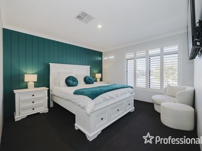22 Crusader Road, Banksia Grove WA 6031