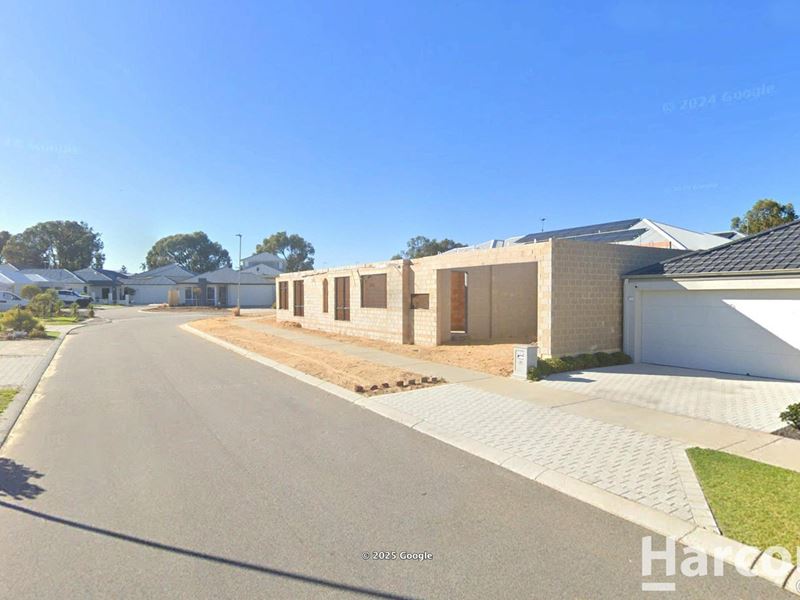 12 Darroch Loop, Kinross WA 6028