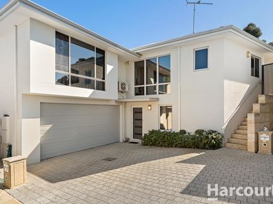 2 Tralee Place, Meadow Springs WA 6210