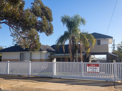 34 Throssell Road, Merredin WA 6415