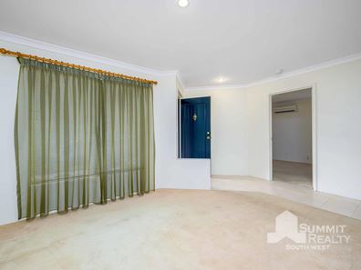 13 Hartog Road, Dalyellup WA 6230