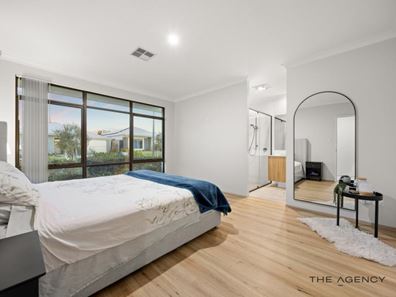16 Janszoon Way, Mandogalup WA 6167