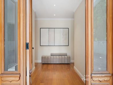 7 Platt Court, Booragoon WA 6154