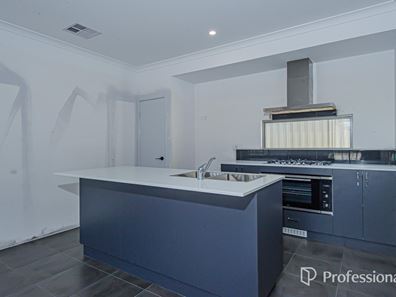 19 Hoking Cove, Ellenbrook WA 6069
