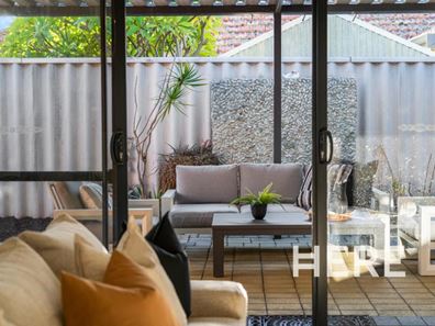 5 Eider Place, Wilson WA 6107