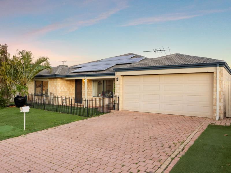 62 Zaragoza Drive, Port Kennedy WA 6172