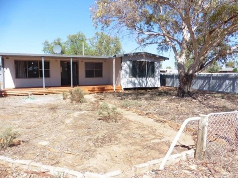 140 North Road, Perenjori