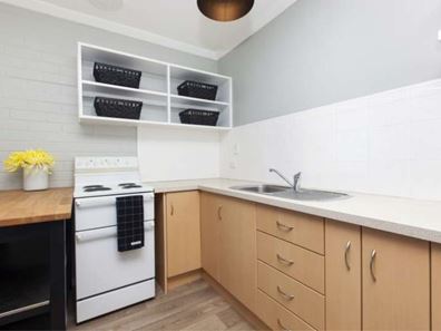 10/31 West Coast Drive, Watermans Bay WA 6020