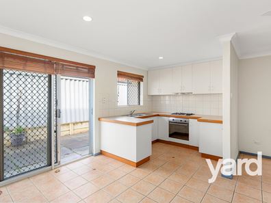 8/11 Point Walter Road, Bicton WA 6157