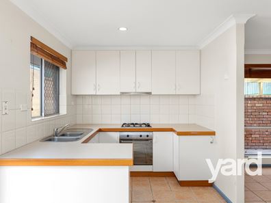 8/11 Point Walter Road, Bicton WA 6157