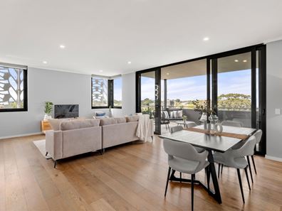 403/8 Henley Street, Como WA 6152