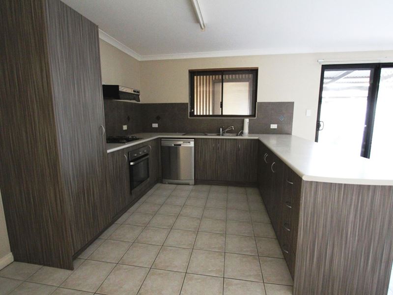 14/4 Reynolds Place, South Hedland WA 6722
