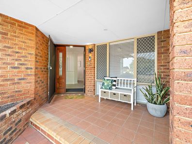 26 Reflection Gardens, Ballajura WA 6066
