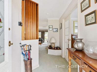 9 Nicholls Place, Padbury WA 6025
