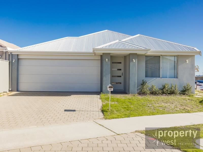 61 Broadside Avenue, Eglinton