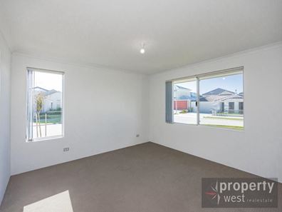 61 Broadside Avenue, Eglinton WA 6034