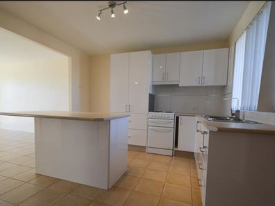 3/24 Halls Head Parade, Halls Head WA 6210