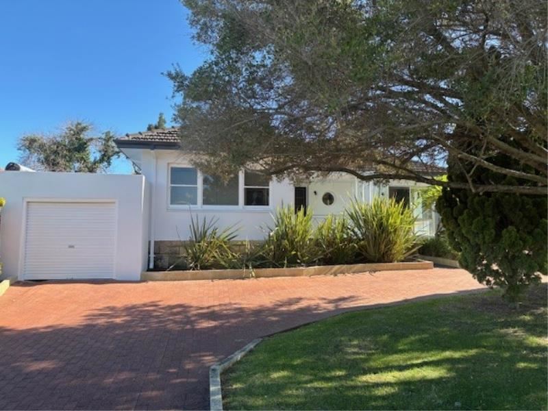 65 Moreing Road, Attadale WA 6156