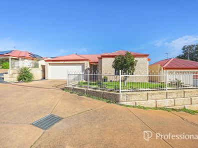 2/235 Old Coast Road, Australind WA 6233