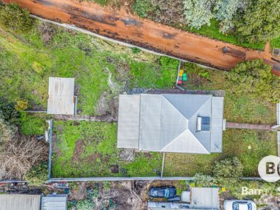 2 Hawthorne Avenue, Collie WA 6225