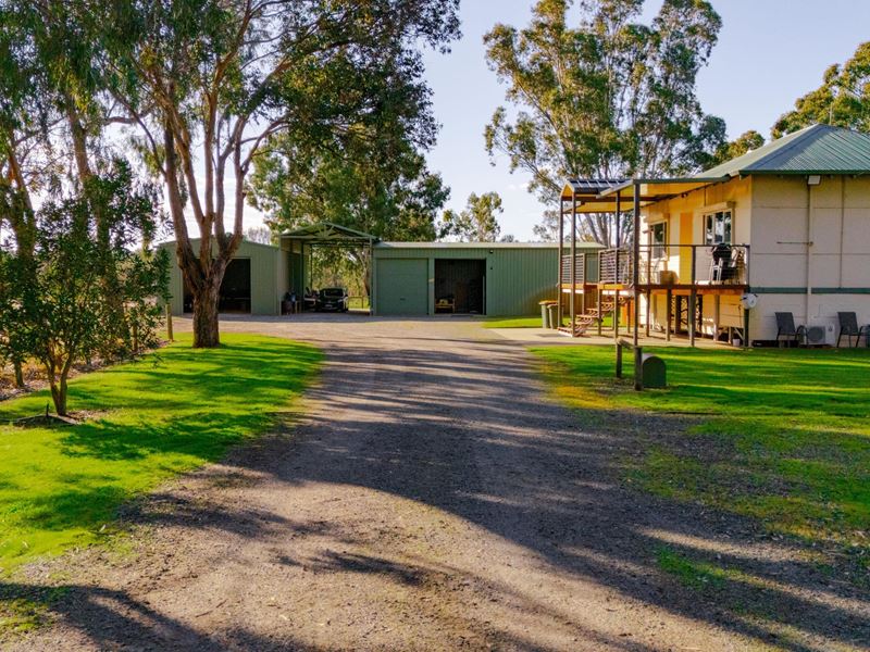 620 Leipold Road, Oldbury WA 6121