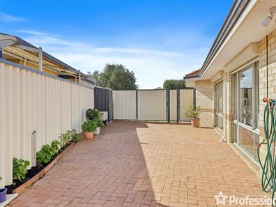 9 Dominion Way, Rockingham WA 6168
