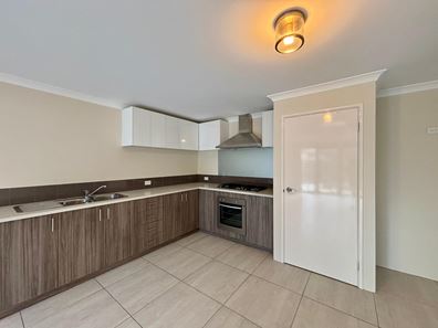 77 Grassdale Parkway, Ellenbrook WA 6069