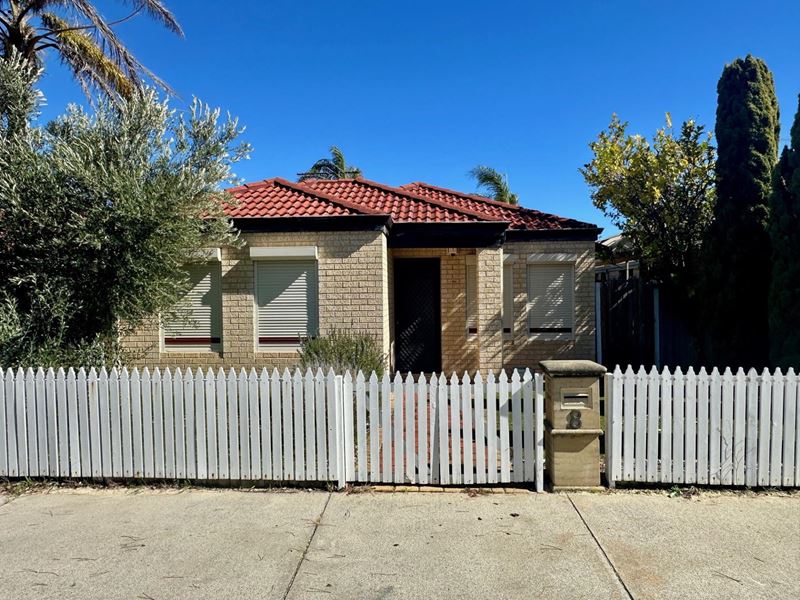 8 Toulon Lane, Ellenbrook WA 6069