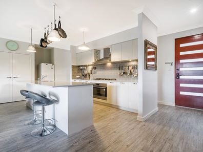 110 B Queens Road, South Guildford WA 6055