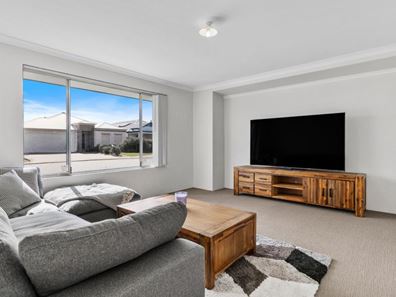 34 Pegus Meander, South Yunderup WA 6208