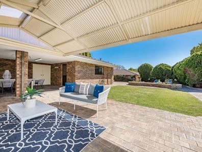 173 Pomeroy Road, Lesmurdie WA 6076